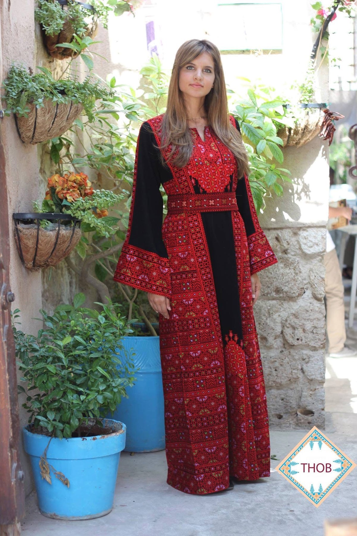 Lulu - Black & Red