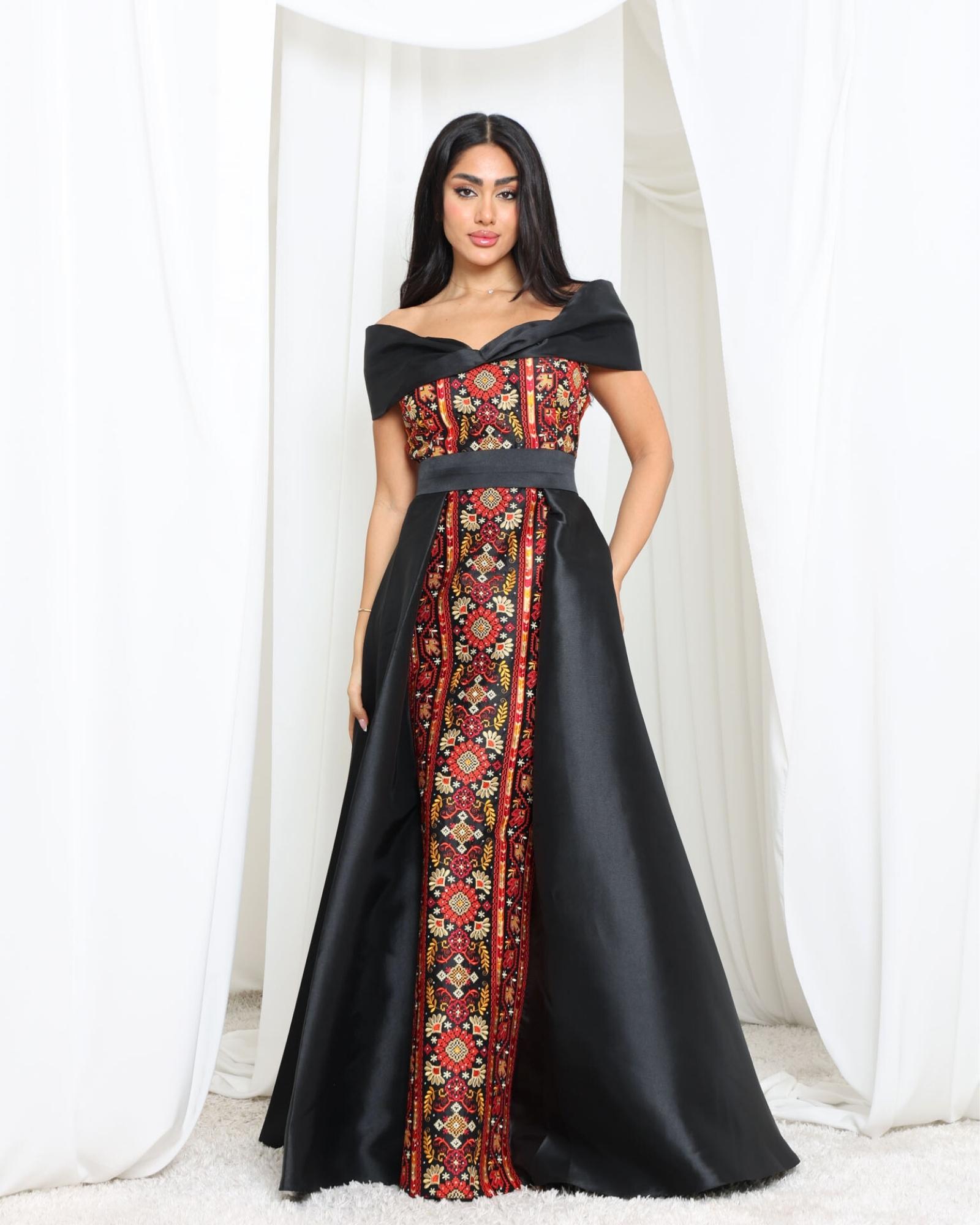 Amira - Black Onyx